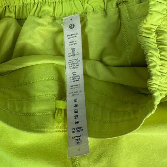 Lululemon Hotty Hot Low-Rise Lined Short 4" Size 4 Neon Yellow - Picture 7 of 8